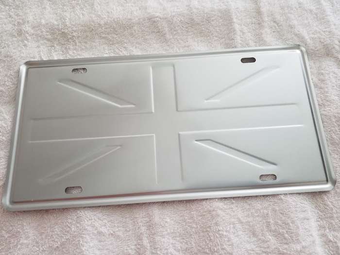 "UNION JACK"  THEMED MEMORABILIA REPRODUCTION - EMBOSSED METAL HANGING SING "NUMBER PLATE"