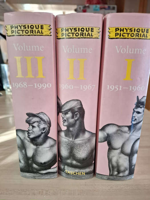 The complete reprint of Phisique pictorial.  3 volumes