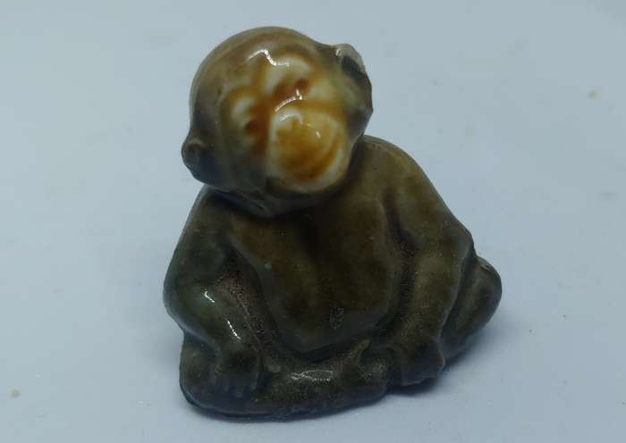 PORCELAIN MONKEY WADE ENGLAND