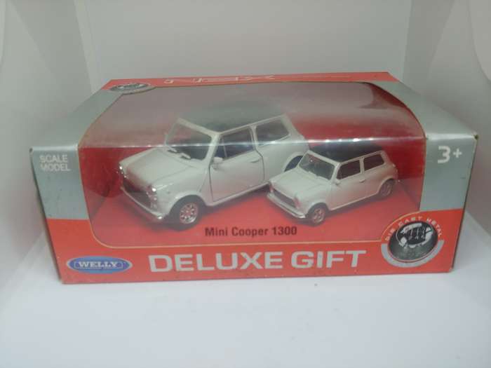 WELLY MINI COOPER 1300 GIFT PACK