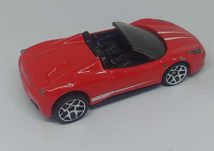 HOTWHEELS FERRARI 458 SPIDER 1/64
