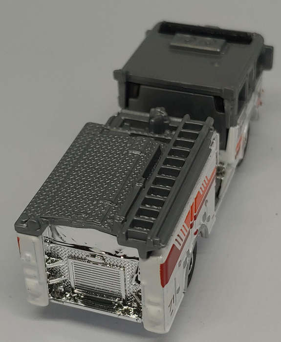 MATCHBOX PIERCE ARROW XT FIRE ENGINE 1/64