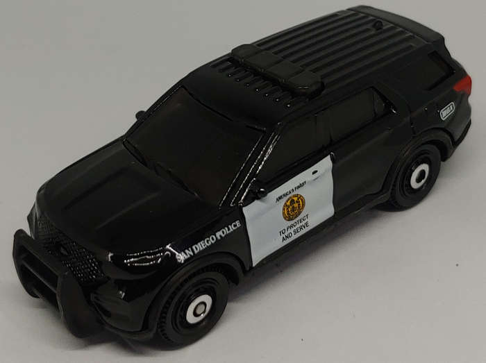 MATCHBOX FORD POLICE INTERCEPTOR UTILITY 1/64