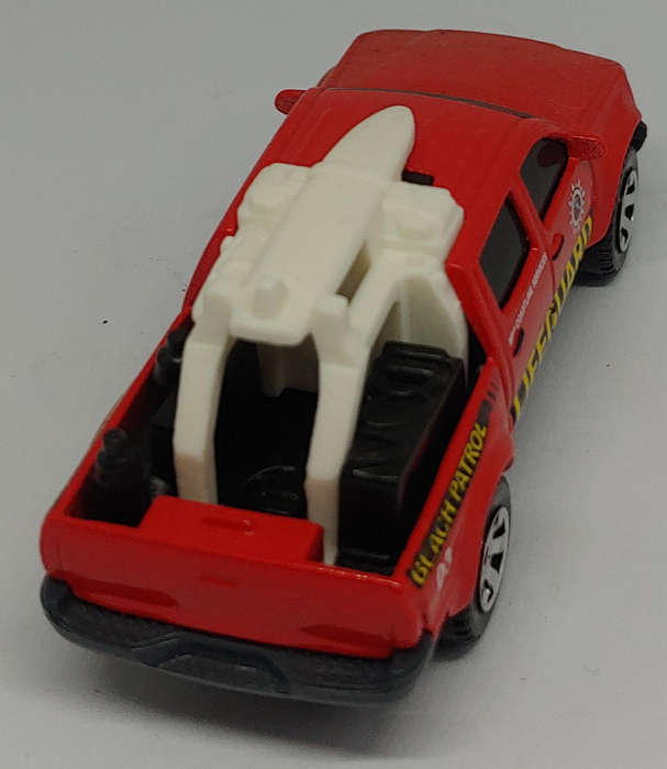 MATCHBOX TOYOTA TACOMA BEACH PATROL 1/64