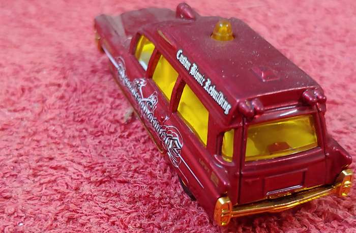 MATCHBOX CADILLAC AMBULANCE