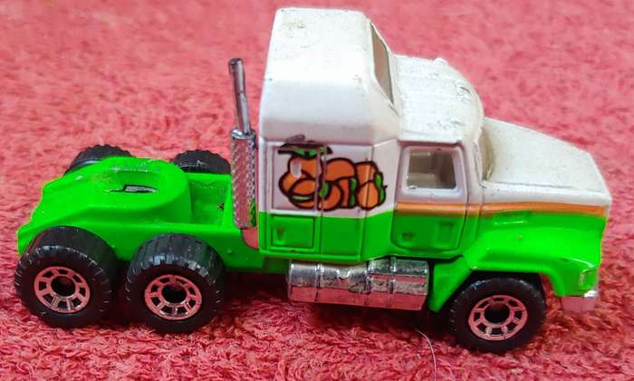 MATCHBOX MACK CH600