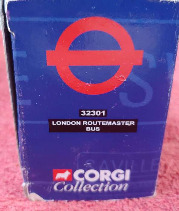CORGI 32301 LONDON ROUTEMASTER BUS 1997 MINT IN BOX
