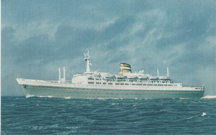 MINT POST CARD SS STATENDAM