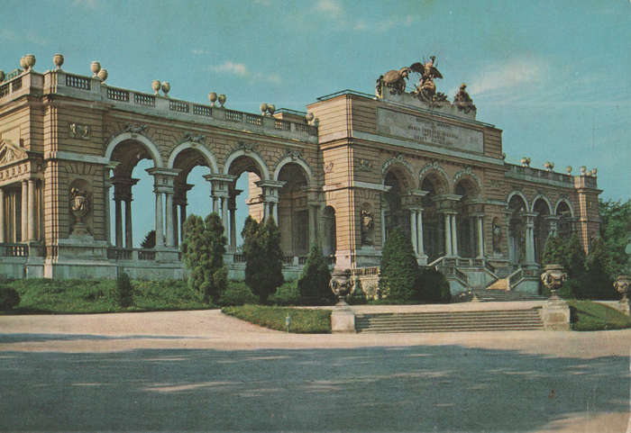 MINT POST CARD