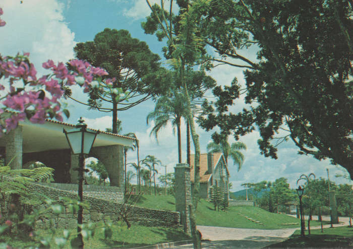 MINT POST CARD