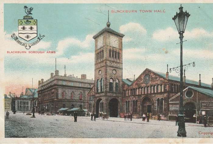 VINTAGE UN POSTED POST CARD BLACKBURN TOWN HALL