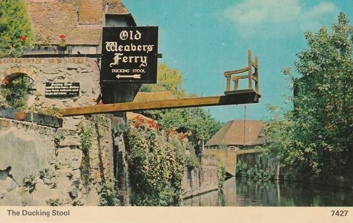 UN USED  VINTAGE POST CARD THE DUCKING STOOL