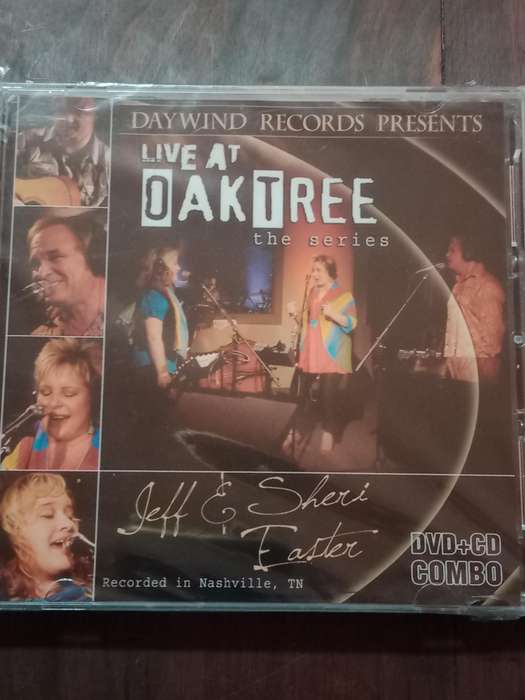 Live at Oak tree
