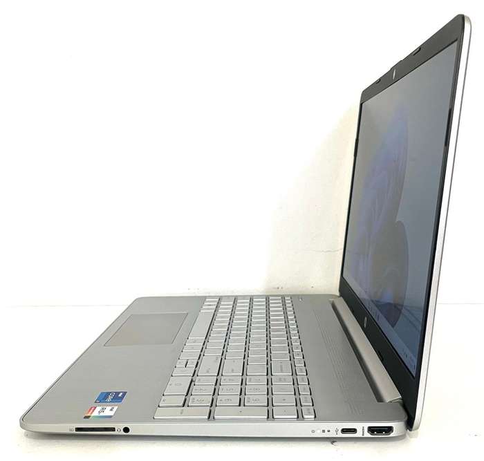 HP 15s |  12th Gen Quad Core i7, 16GB RAM, 512GB SSD, 15.6' FHD Display