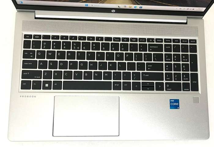 HP ProBook 450 G9 15.6" i5-1235U 8GB 512GB Win 11 Pro Excellent Condition