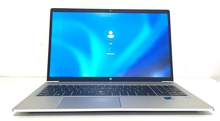 HP ProBook 450 G9 15.6" i5-1235U 8GB 512GB Win 11 Pro Excellent Condition