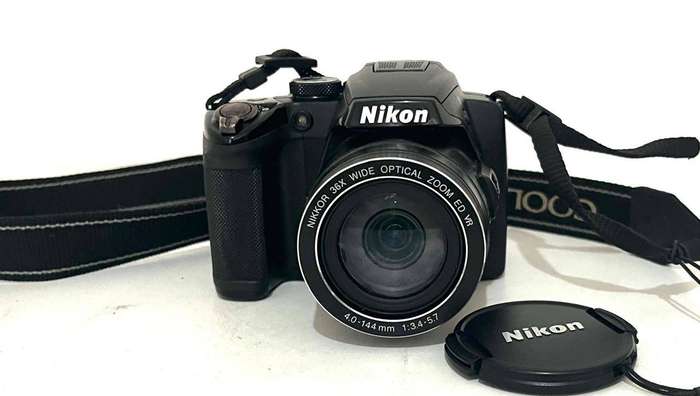 Nikon COOLPIX P500 12.1 CMOS 10 MP Digital Camera 36x Wide-Angle Optical Lens HD