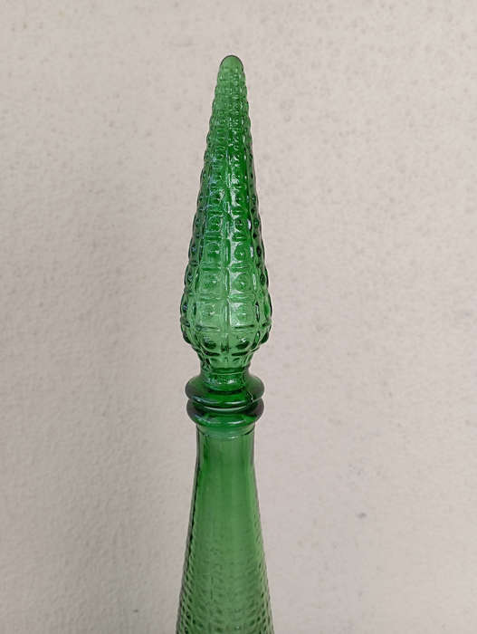 Beautiful Italian green Empoli bottle with stopper as per scan