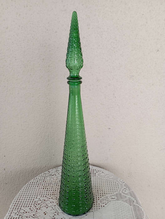 Beautiful Italian green Empoli bottle with stopper as per scan