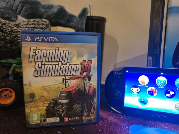 PS Vita OLED 1000 Model  Original Packaging + 3 Games + 16GB Memory Card (Pre-owned)