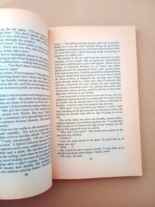 A World of Strangers, Nadine Gordimer