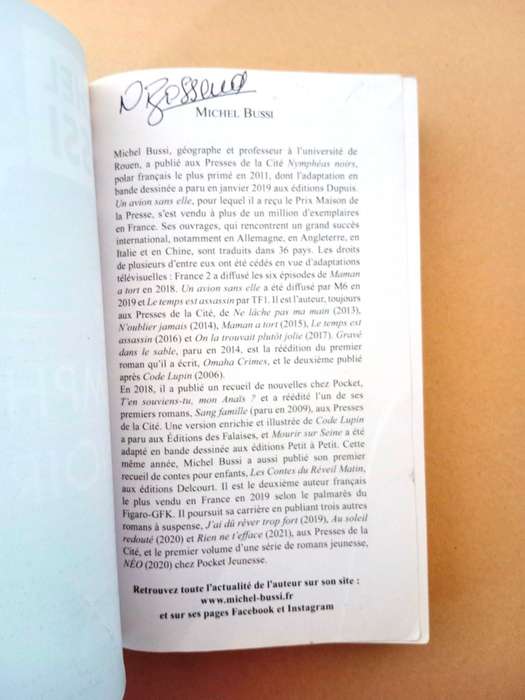 Nymphéas noirs, Michel Bussi