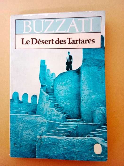 Le Désert des Tartares, Dino Buzzati