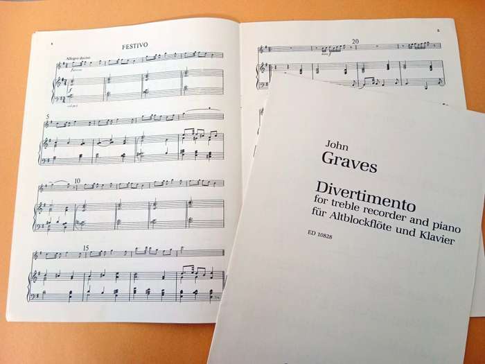 Divertimento for Treble Recorder and Piano, John Graves