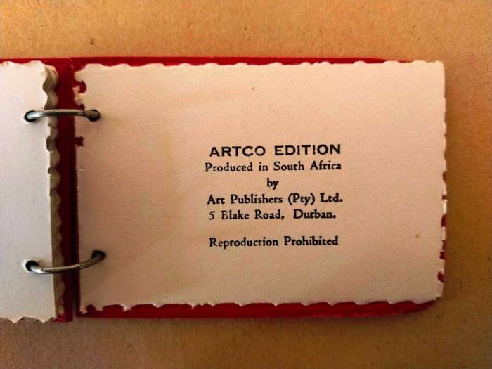 Small book of photos of Johannesburg (tourist memorabilia)