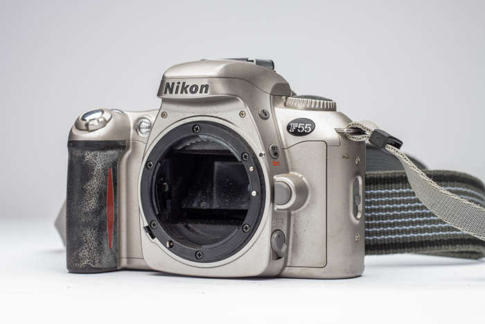 Nikon F55 35mm Camera - No Sensor (For Parts Only)
