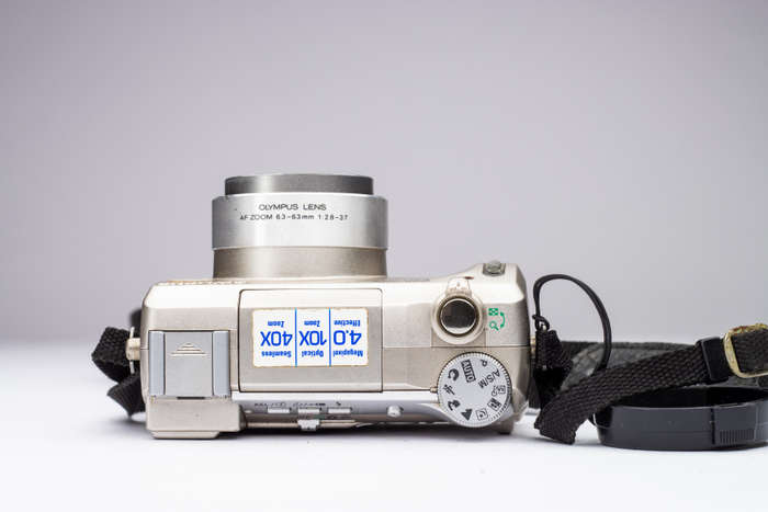 Olympus C-770 Mirrorless Camera
