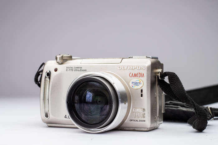 Olympus C-770 Mirrorless Camera