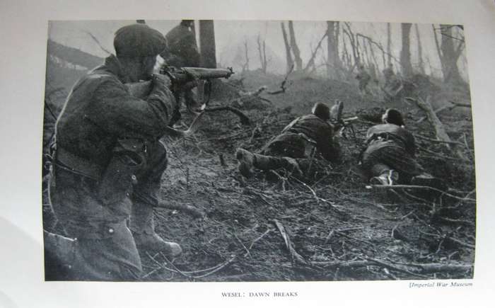 The Green Beret The Story of the Commandos 1940-1945 Hilary St. George Saunders