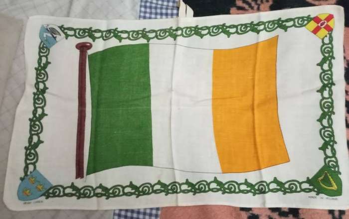 7 lovely Tray cloths