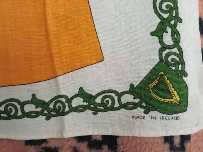 7 lovely Tray cloths