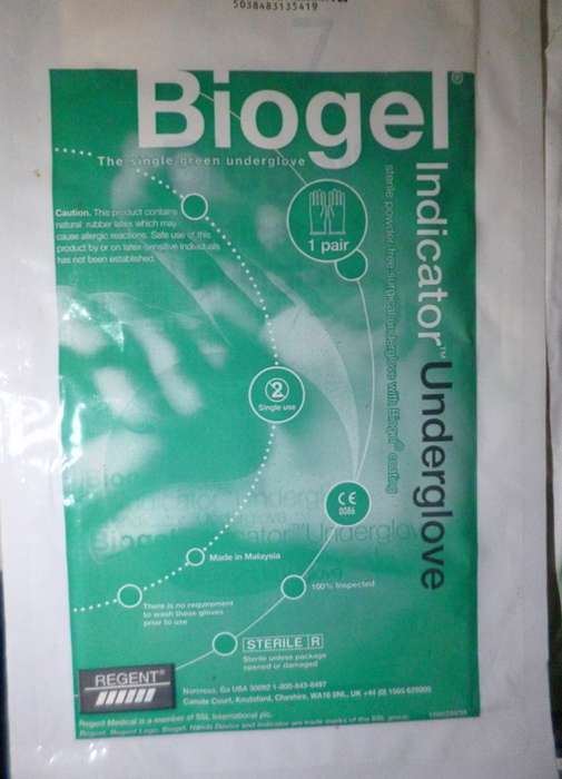 Surgical Gloves x 70
