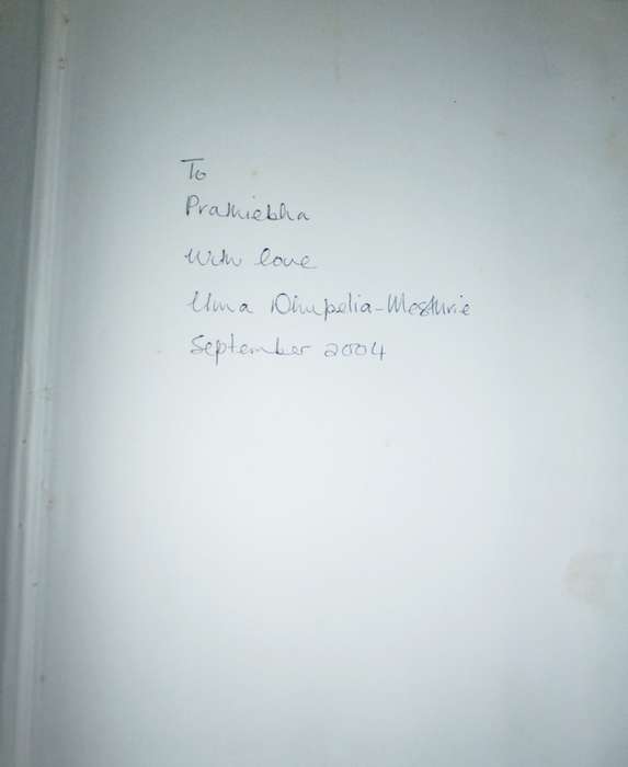 Gandhi's Prisoner : The Life of Gandhi's Son Manilal - Uma Dhupelia-Mesthrie  - Signed