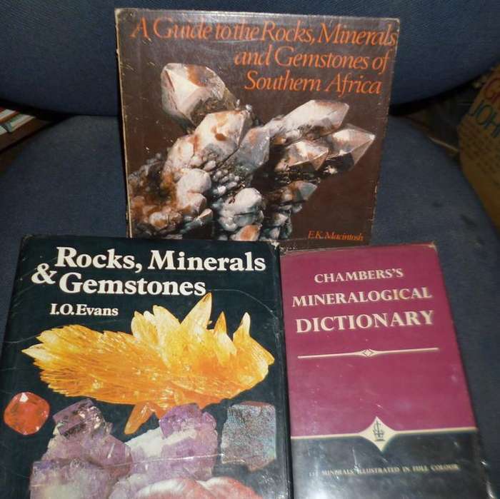 Rocks . Minerals . Gemstone Books x5