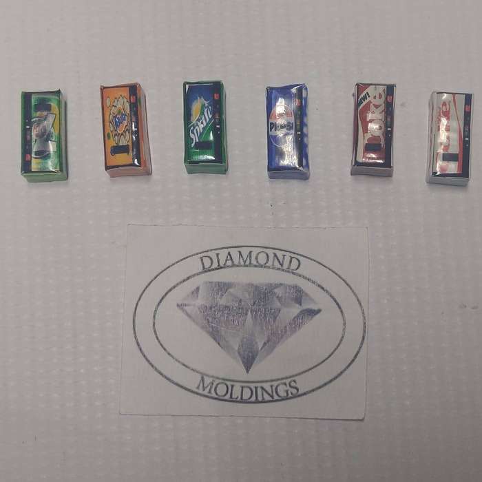 Model Trains HO 1 x Vending Machine Only (Sprite Boy) - 21mm x 10mm x 8mm.