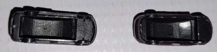 Model Trains N-Scale 2 x Cars. 25mm x 9mm x 8mm