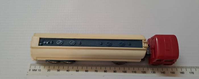 Model Trains 1:87 HO 1 x Wiking - MAN Oil Tanker.