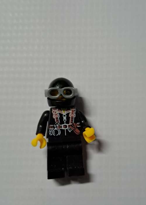 LEGO MINI FIGURINE.