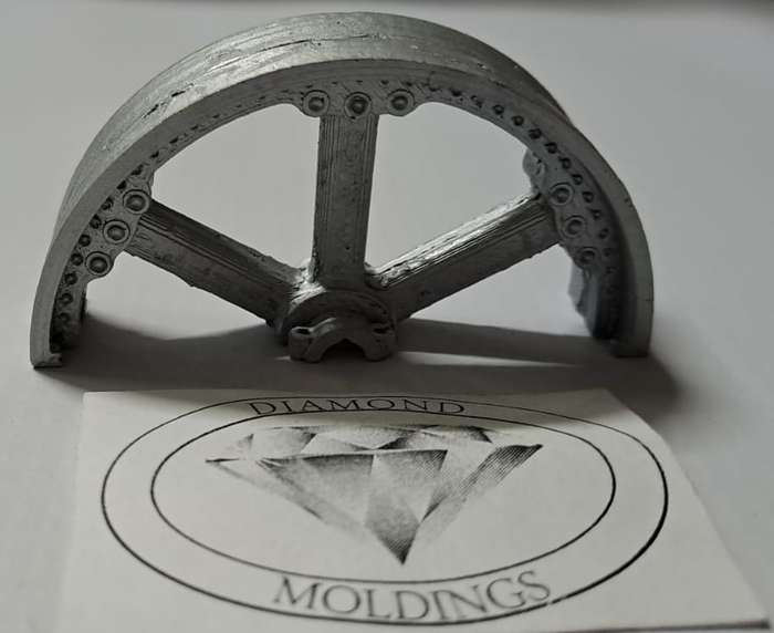 Model Trains HO-Scale - 1 x Big Half Wheel, back-to-back - 28mm radius x 17mm