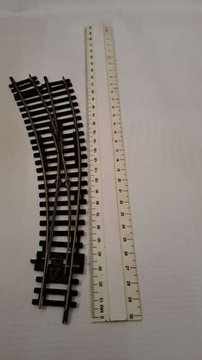 Model Trains HO Peco 1 x Carved Points.
