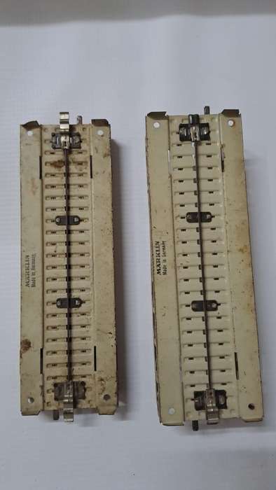 Model Trains HO 2 x Marklin 3 rail bridges. (Tracks rusted)
