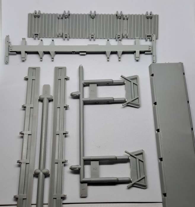 Model Trains H0-Scale 1 x Kit Gondola. See pics.