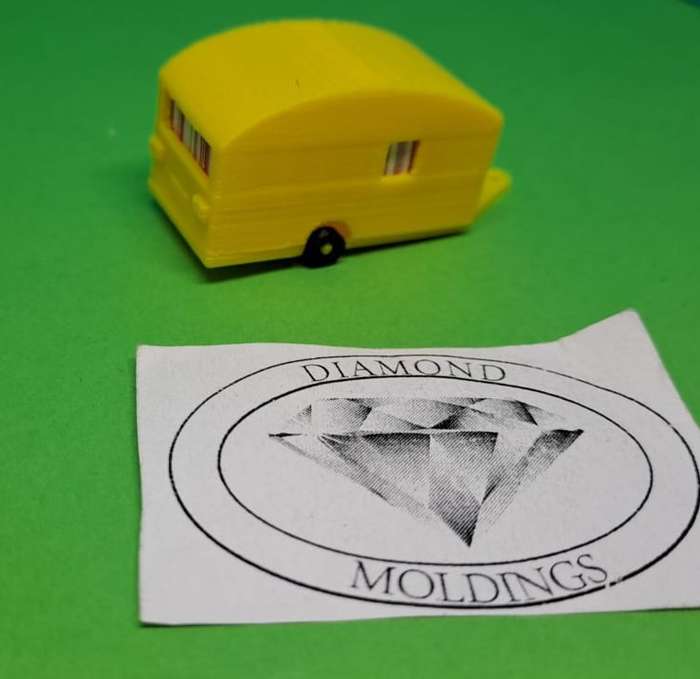 Model Trains HO 1 x Caravan - Yellow - 46mm x 18mm x 21mm