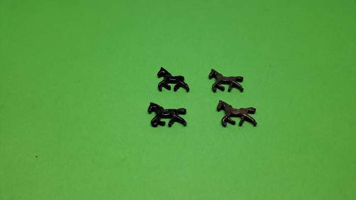 Model Trains N Scale 1 x Pack of 4 metal horses.