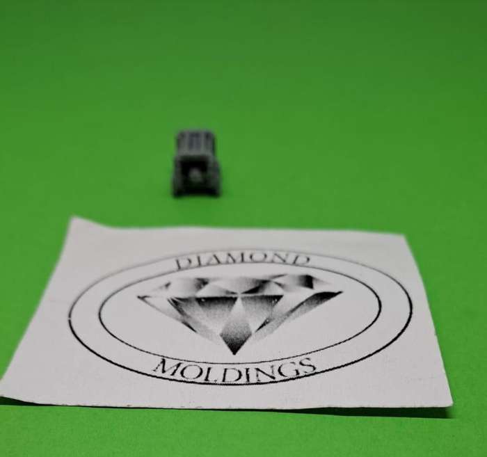 Model Trains HO - 1 x Generator - 11mm x 8mm x 10mm