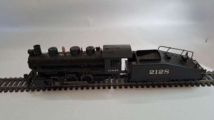 Model Trains HO 1 x Bachmann Steam Loco 0-6-0, with metal wheels & Kadee coupler.
